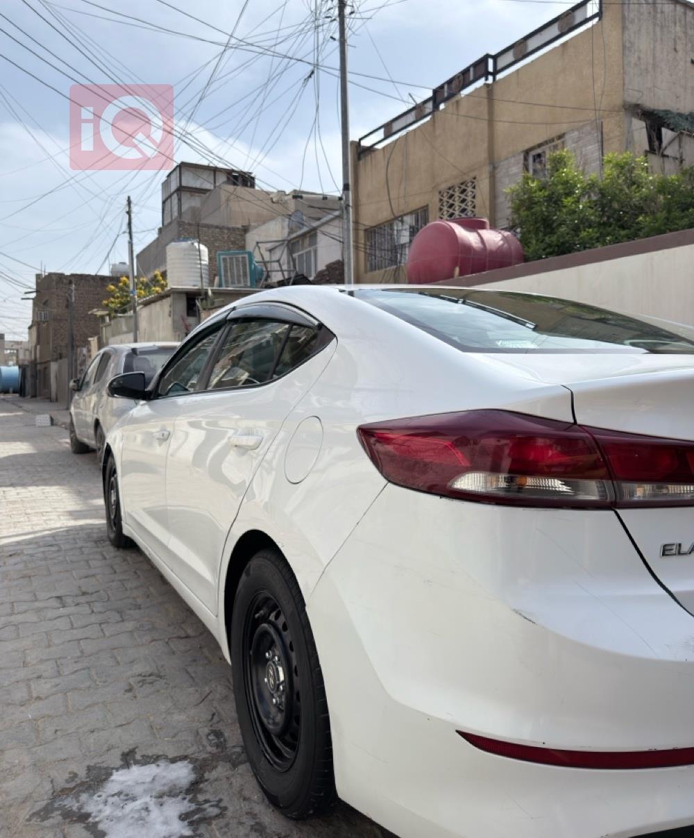 هيونداي النترا